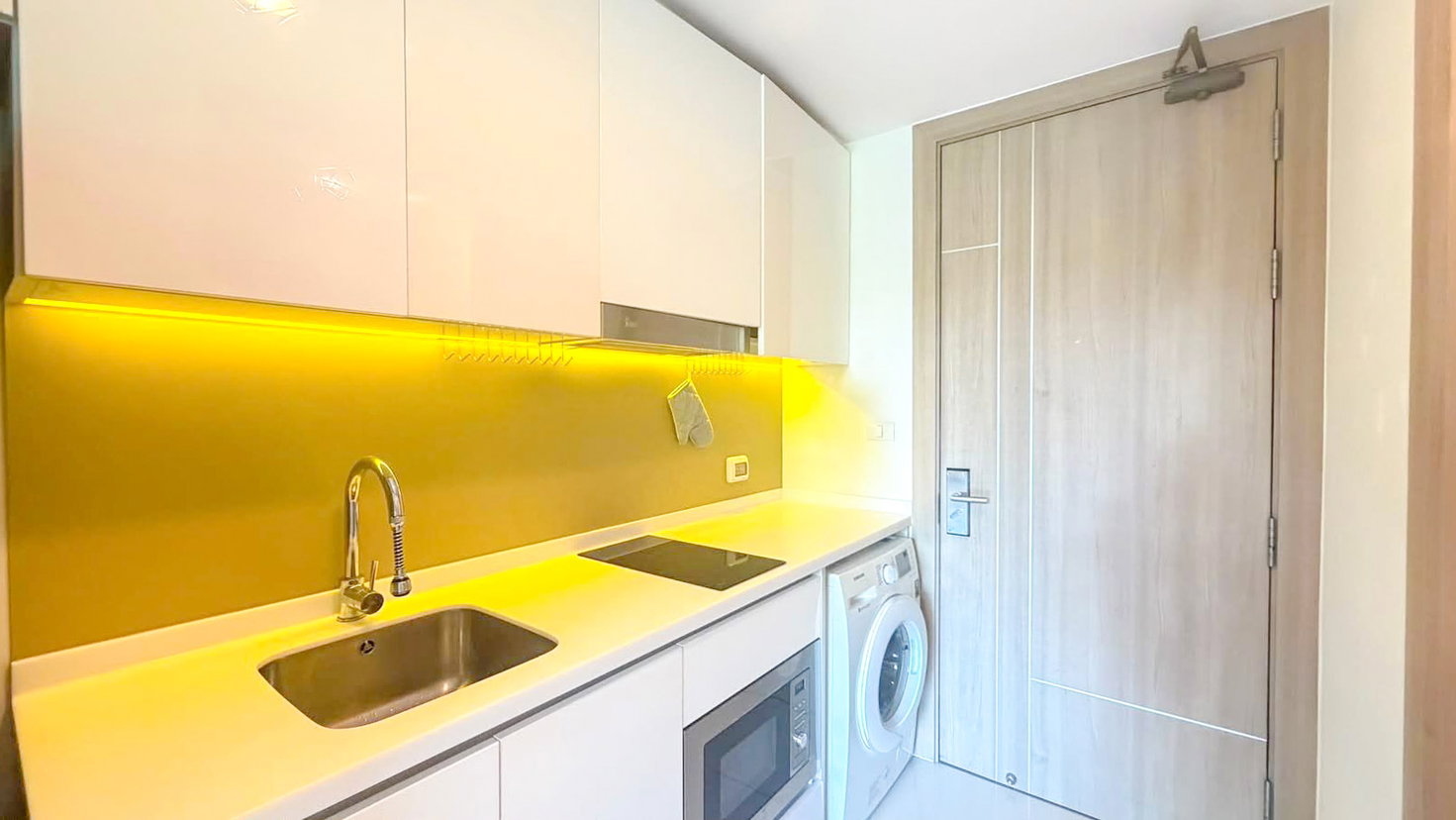 picture Riviera Wongamat Studio Condo for Rent - 3/11