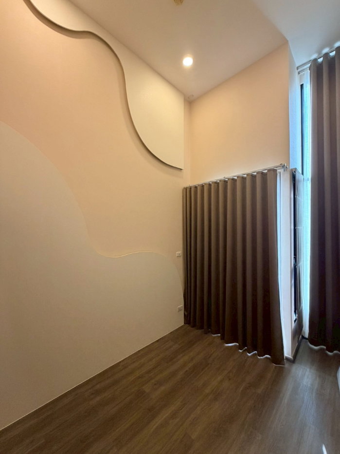 picture 🌿 For Rent 💸 Rent 36,000/month* 🌃 So origin kaset interchange  - 9/13