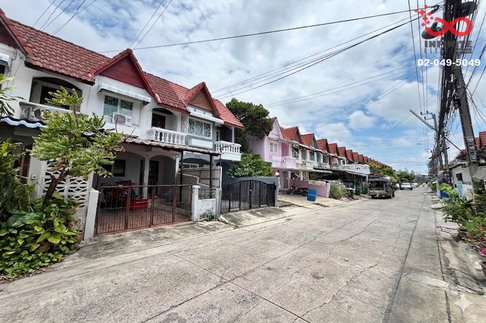 ขายทาวน์เฮาส์ 2 ชั้น สุขุมวิท 101/1 วชิรธรรมสาธิต 57 หมู่บ้านธรรมสาธิต 1 ใกล้ BTS - MRT