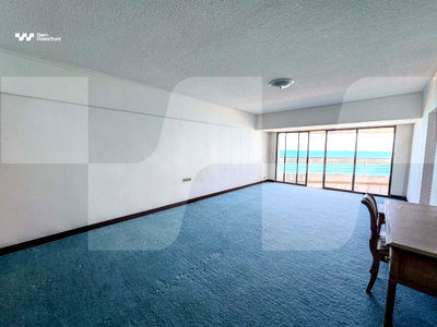 ขายคอนโด : 🔥For Sale, Sea View🔥Metro Jomtien Condotel, 2 Bedrooms/2 Bathrooms 100 sqm 31st Floor, Next to Jomtien Beach. Call 087-355-2274