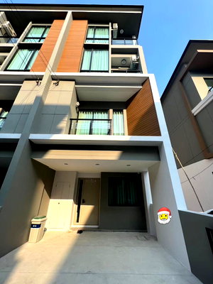 เช่าทาวน์โฮม การประปานครหลวง บางเขน : 🏡✨ ให้เช่า ทาวน์โฮม 3.5 ชั้น Premium Place พหลโยธิน-รามอินทรา 4 ห้องนอน 3 ห้องน้ำ ติดถนนเทพรักษ์ เดินทางสะดวก ใกล้ทางด่วนและรถไฟฟ้าสายสีเขียว