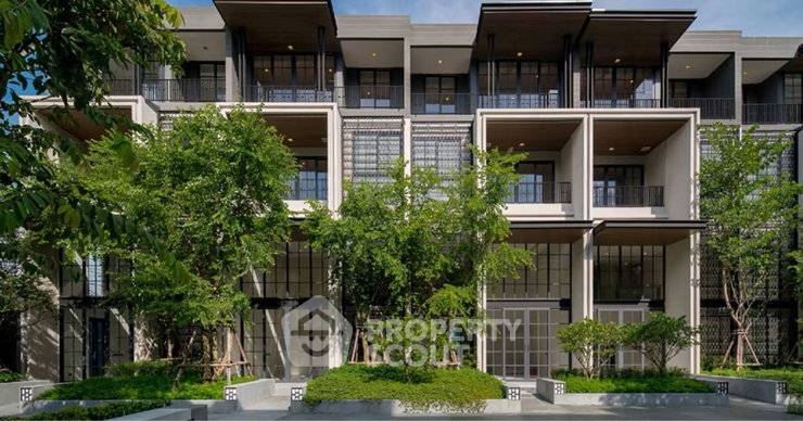 Townhouses for rent : 4-BR 425 Sqm Townhouse At Quarter 31 Near MRT Phetchaburi (ID 2976612)