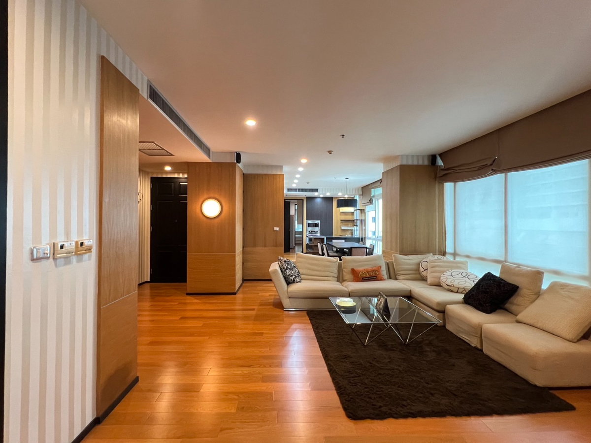  The Height Thonglor - 2beds2baths +1Maid room 140sqm. in Thonglor Rent 60,000 Available Now