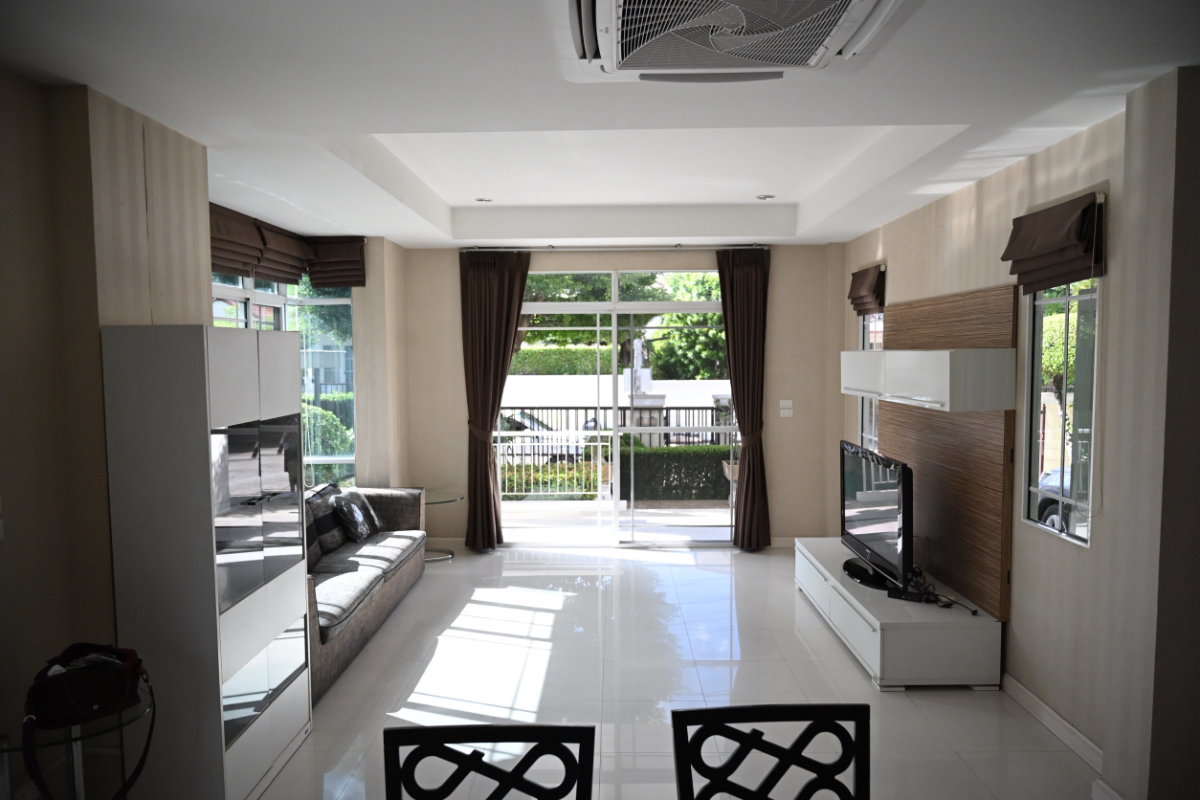 รูป ขายบ้านเดี่ยวสองชั้น พร้อมอยู่ รวมเฟอร์นิเจอร์ หมู่บ้านสีวลี ราชพฤกษ์ จ.เชียงใหม่ ใกล้สนามบิน (H475) T.0946511456 - รูปที่ 7/16