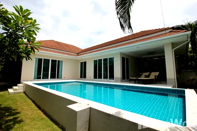 Houses for sale : Luxury 3 Bedroom Pool Villa – Good Condition 6448305