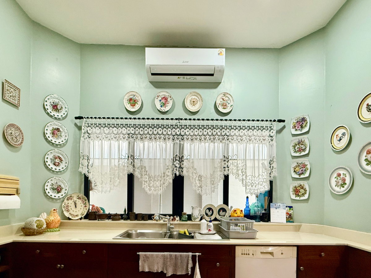 รูป ขายบ้านเดี่ยวหลังใหญ่ 243 ตร.ว. หมู่บ้านปัญญาอินทรา P1 พื้นที่ใช้สอย 560 ตร.ม. ทิศใต้ ฮวงจุ้ยเศรษฐี มีบ่อปลาคาร์ฟและสวนสวยหลังบ้าน พร้อมอยู่! - รูปที่ 53/83