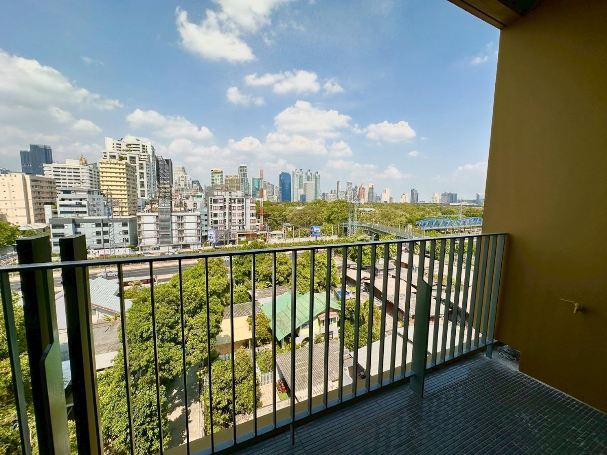 รูป 🎓🎓 Noble Above Wireless Rumruedee ⭐️1bed plus  🌳ห้องวิวสวนเบญจกิตติ - รูปที่ 3/5