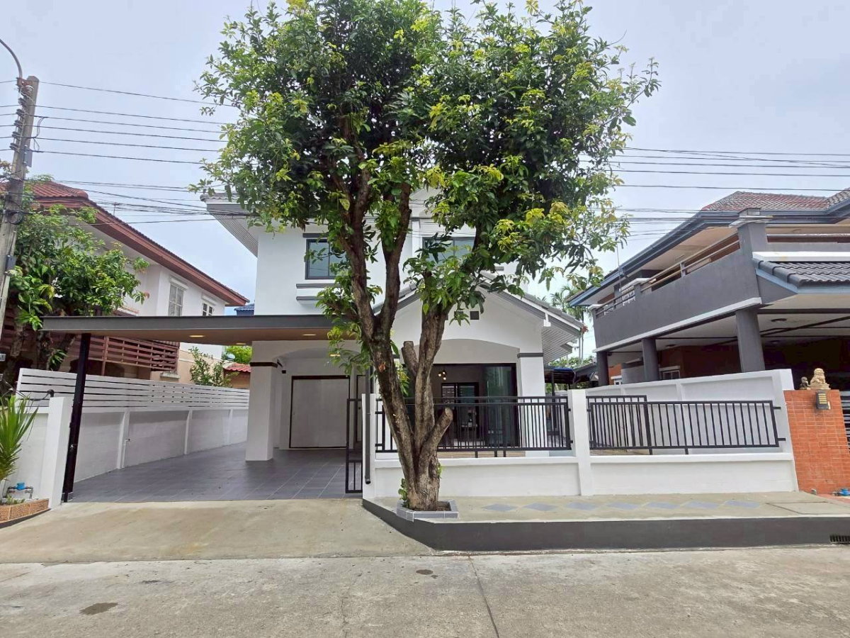 รูป หมู่บ้าน ฟลอล่าวิลล์ สุวินทวงศ์ 38 - รูปที่ 17/21