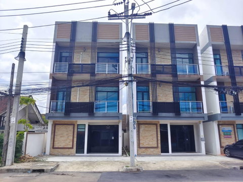 🔥 PRIME HOME OFFICE FOR RENT | On Nut – Pattanakarn  | 300 SQ.M. | Only THB 27,000/Month 🔥