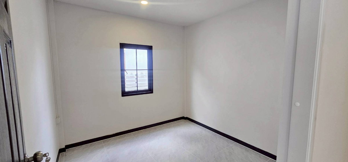 รูป S2984 ขายบ้านชั้นเดียว รีโนเวทใหม่ทั้งหลัง หมู่บ้านพิบูลย์ทรัพย์ เลียบวารี หนองจอก - รูปที่ 8/13
