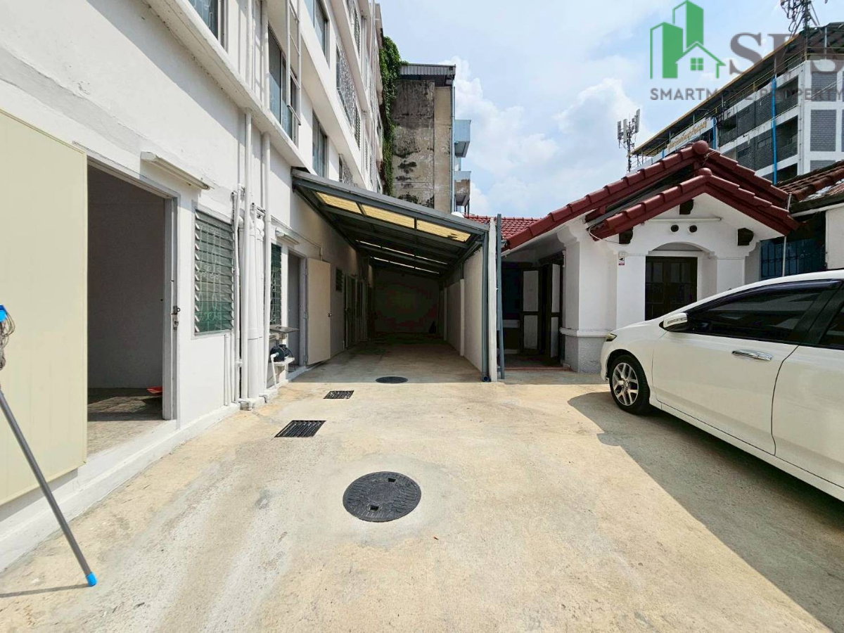 รูป ให้เช่าอาคารพาณิชย์ 4.5 ชั้น 4 คูหา ตีทะลุ ถนนเฉลิมพระเกียรติ ร.9 (SPSP658) - รูปที่ 4/20