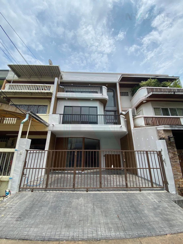 รูป 📌 ขายทาวน์เฮาส์ โครงการ บ้านเกษมสันต์ 1 ลาดพร้าว 3 ชั้น 3 ห้องนอน 3 ห้องน้ำ - รูปที่ 1/8