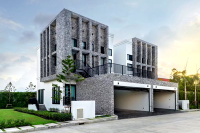 Houses for rent San Sai Chiang Mai : Two-story detached house for rent. Large house in a prime location near CentralFestival. Luxury project with 24-hour security. #A5-H0742