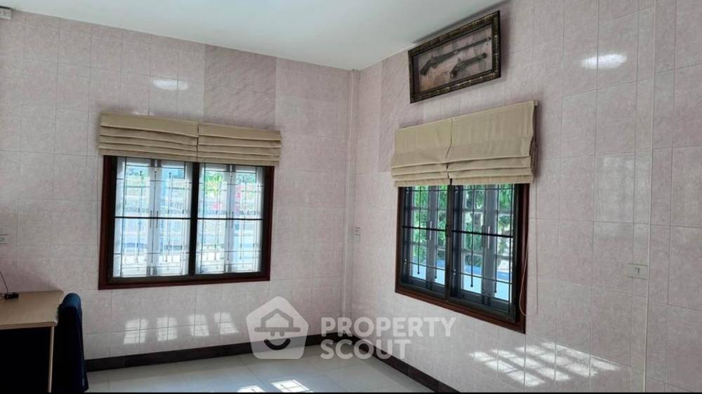 รูป บ้าน 3 ห้องนอน 204 ตร.ม. พร้อมเลี้ยงสัตว์ได้ ใกล้ท่าข้าม บางขุนเทียน (ID 1506869) - รูปที่ 6/17