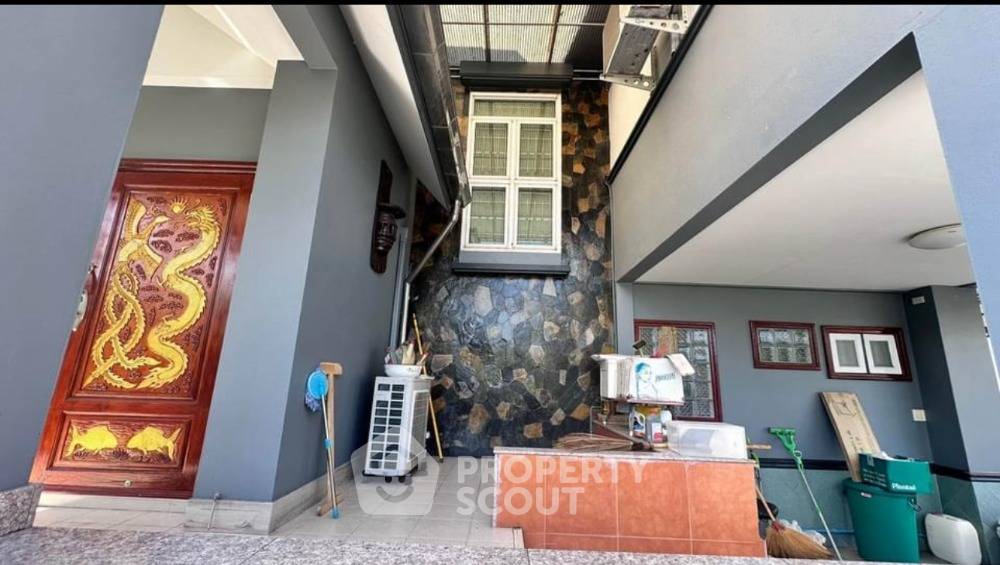 รูป บ้าน 3 ห้องนอน 204 ตร.ม. พร้อมเลี้ยงสัตว์ได้ ใกล้ท่าข้าม บางขุนเทียน (ID 1506869) - รูปที่ 16/17