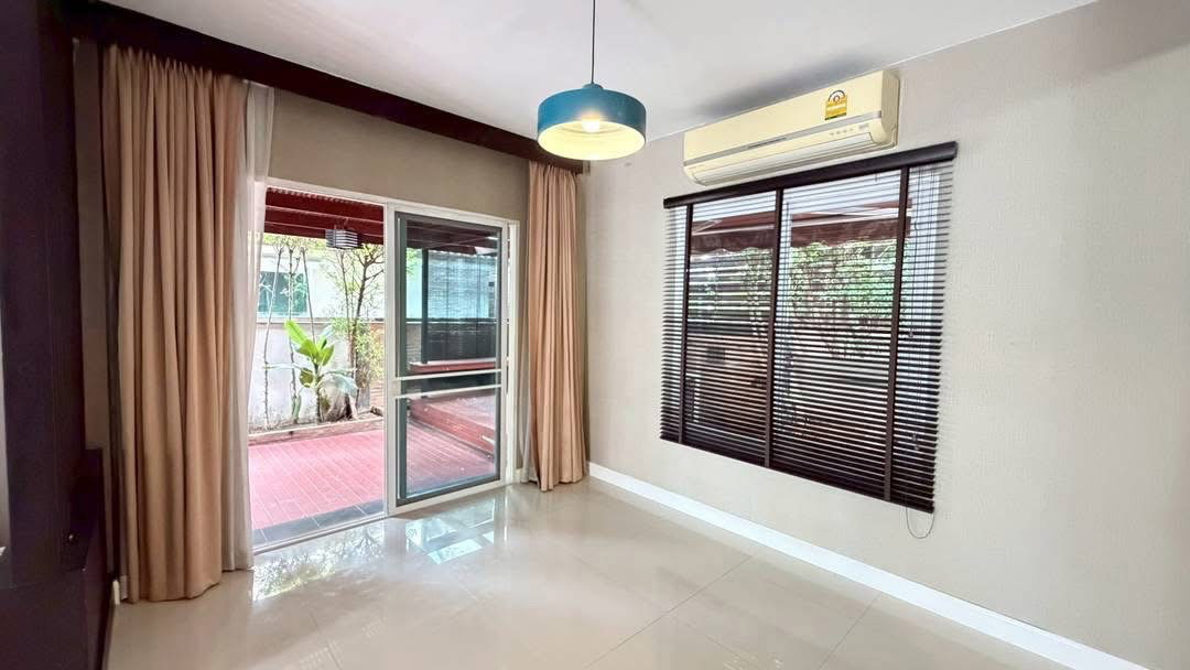 รูป ปล่อยเช่า บ้านสีวลี สันกำแพง บ้านหลังใหญ่. พื้นที่57 ตรว. 3ห้องนอน 3ห้องน้ำ - รูปที่ 7/19