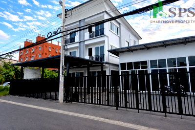 Factory for rent Bangna Commercial College : For Rent: Warehouse & Office Space in Bangna–Trad Area (SPSSR235)