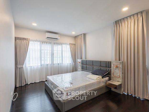 รูป บ้าน 4 ห้องนอน ให้เช่า โครงการ The City Ramintra - Wongwaen 2 ใกล้สามวา (ID 2981868) - รูปที่ 8/37