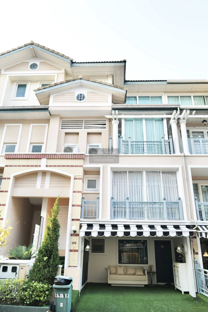 ขายทาวน์โฮม : ขายทาวน์เฮ้าส์/ทาวน์โฮม  คริสตัล วิลล์ MRT-ลาดพร้าว 71 (สายสีเหลือง) ลาดพร้าว เขต ลาดพร้าว กรุงเทพ CX-151801 ✅ ทักไลน์ @connexproperty ตอบทันที ทีมงานมืออาชีพ ✅