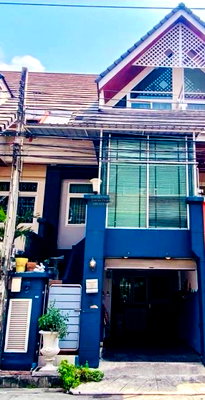 ขายทาวน์โฮม : ขายทาวน์เฮ้าส์/ทาวน์โฮม  เมอริท เพลส ลาดพร้าว 87 คลองเจ้าคุณสิงห์ เขต วังทองหลาง กรุงเทพ CX-158156 ✅ ทักไลน์ @connexproperty ตอบทันที ทีมงานมืออาชีพ ✅