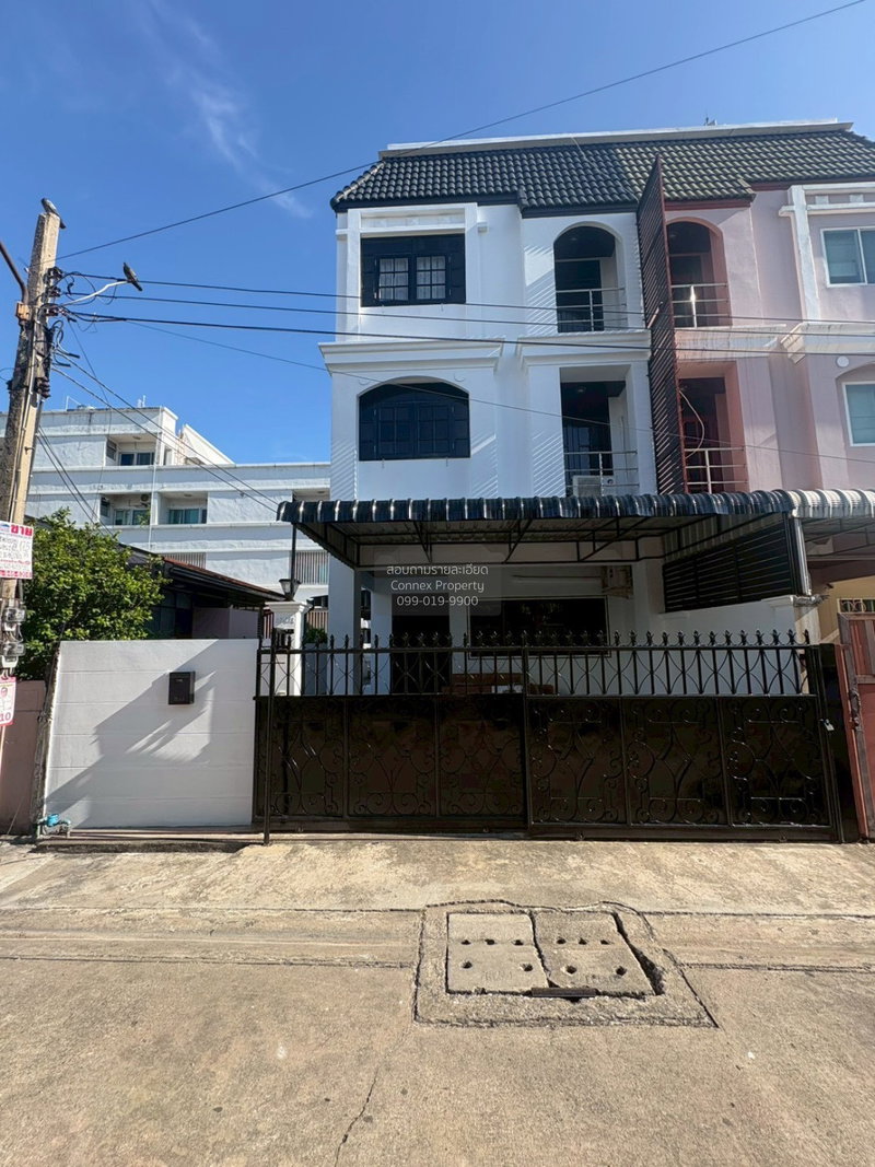 บ้านเดี่ยวให้เช่า : เช่าบ้าน  รัชดานิเวศน์ MRT-ห้วยขวาง สามเสนนอก เขต ห้วยขวาง กรุงเทพ CX-158188 ✅ ทักไลน์ @connexproperty ตอบทันที ทีมงานมืออาชีพ ✅