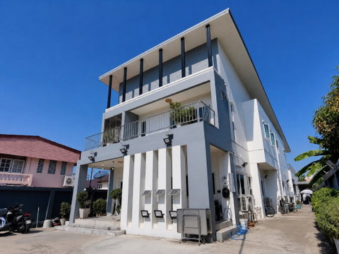 ขายโฮมออฟฟิศ 2 ชั้น ทำเลสวนผัก–ตลิ่งชัน เนื้อที่ 183 ตร.ว. | พื้นที่ใช้สอย 420 ตร.ม.