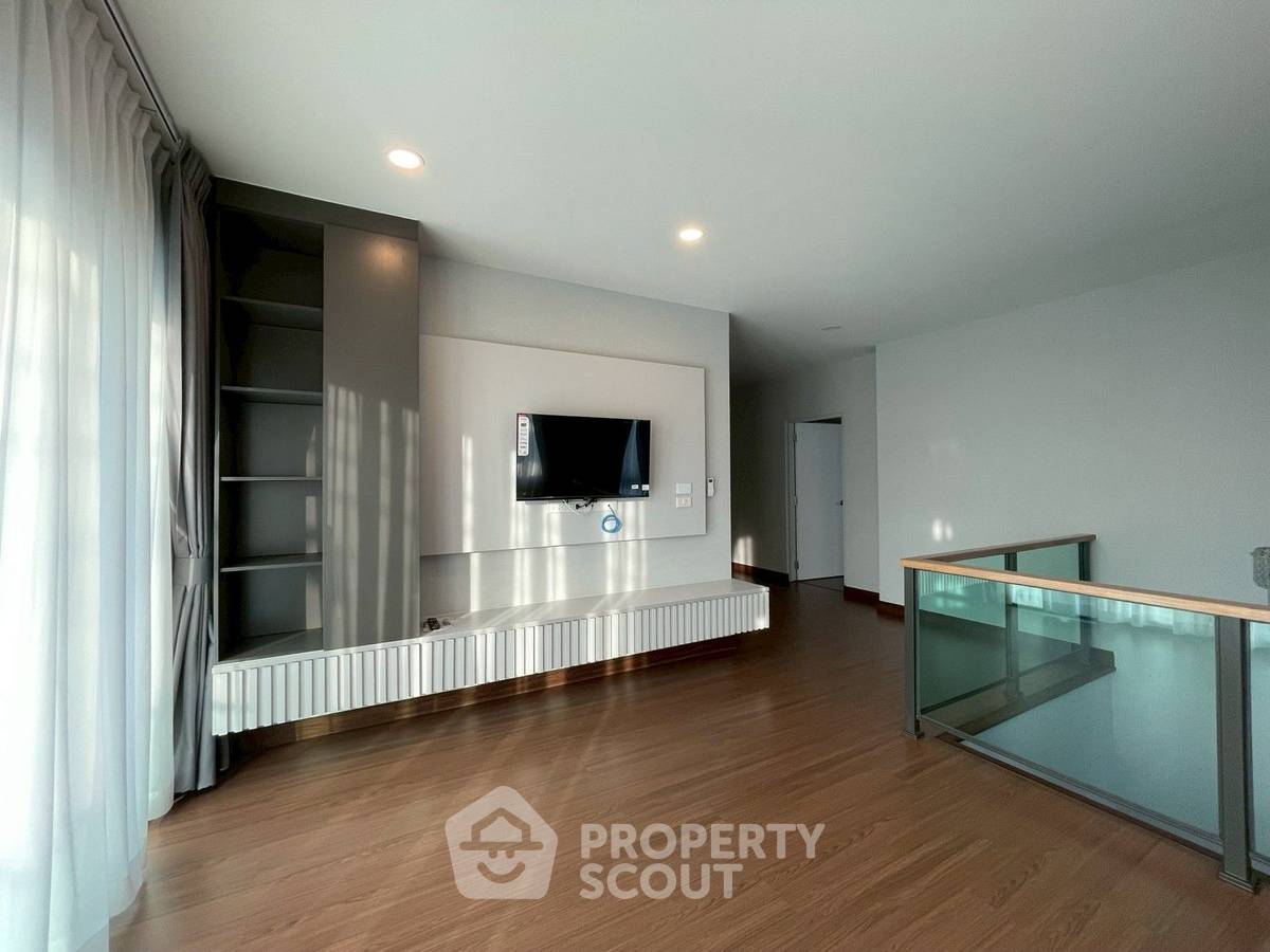 รูป บ้าน 4 ห้องนอน ให้เช่า โครงการ The City Ramintra - Wongwaen 2 ใกล้สามวา (ID 2981868) - รูปที่ 19/37