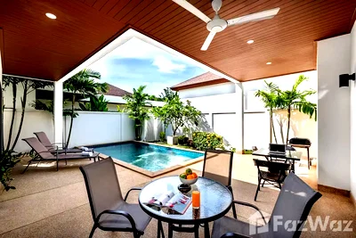 Houses for sale Wiset Road Phuket : 3 Bedroom Villa for sale at Intira Villas 1  6383496