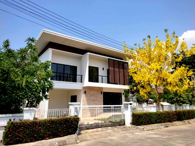 บ้านเดี่ยวให้เช่า : ให้เช่าบ้านเดี่ยว 2 ชั้น โครงการกุลพันธ์วิลล์ 16 (The Bliss) ใกล้สนามบินเชียงใหม่ (R1222) T.0946511456