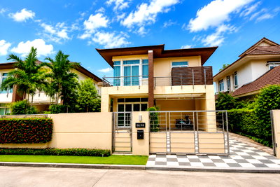 บ้านเดี่ยวให้เช่า : ให้เช่าบ้านเดี่ยวหลังใหญ่ ม.เดอะบูเลอวาร์ด หนองยายบู่ ศรีราชา