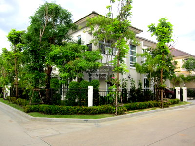 Houses for sale Chang Chui : For Sale House , Bangkok Boulevard Sathorn - Pinklao , corner unit , Bang Khanun , Bang Kruai , Nonthaburi , CX-158934 ✅ Live chat with us ADD LINE @connexproperty ✅