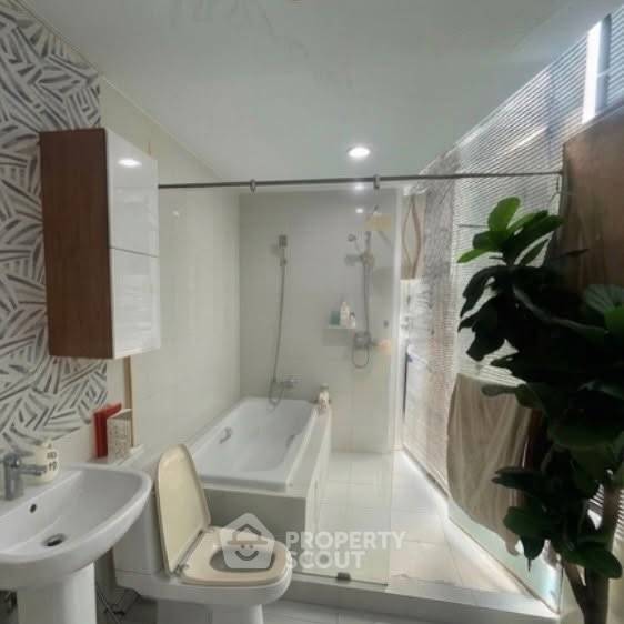 รูป คอนโด 2 ห้องนอน ขนาด 79 ตร.ม. ขาย ที่ The Alcove Thonglor 10 ใกล้ BTS ทองหล่อ (ID 2980004) - รูปที่ 5/5