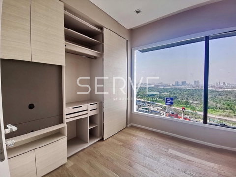 1 Bed Large Room City View Fully furnished Good Location Close To MRT Phahon Yothin @ The Saint Residences