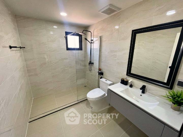 รูป บ้านส่วนตัวสระว่ายน้ำ 4 ห้องนอน นอร์ทพัทยา (นาเกลือ) รับสัตว์เลี้ยง (ID 2977083) - รูปที่ 3/12