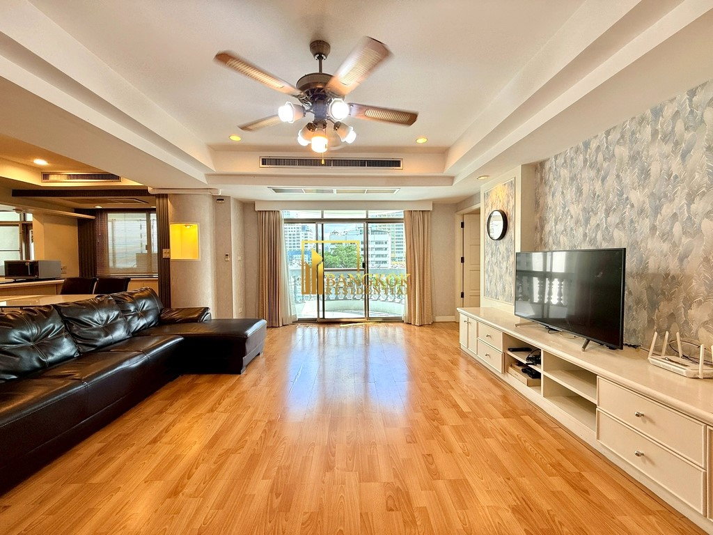 picture Royal Castle | Centrally Located 3 Bedroom Condo For Rent - BR17825CD - 2/38