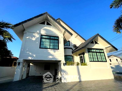เช่าบ้านเดี่ยว ชลบุรี : บ้านส่วนตัวสระว่ายน้ำ 4 ห้องนอน นอร์ทพัทยา (นาเกลือ) รับสัตว์เลี้ยง (ID 2977083)