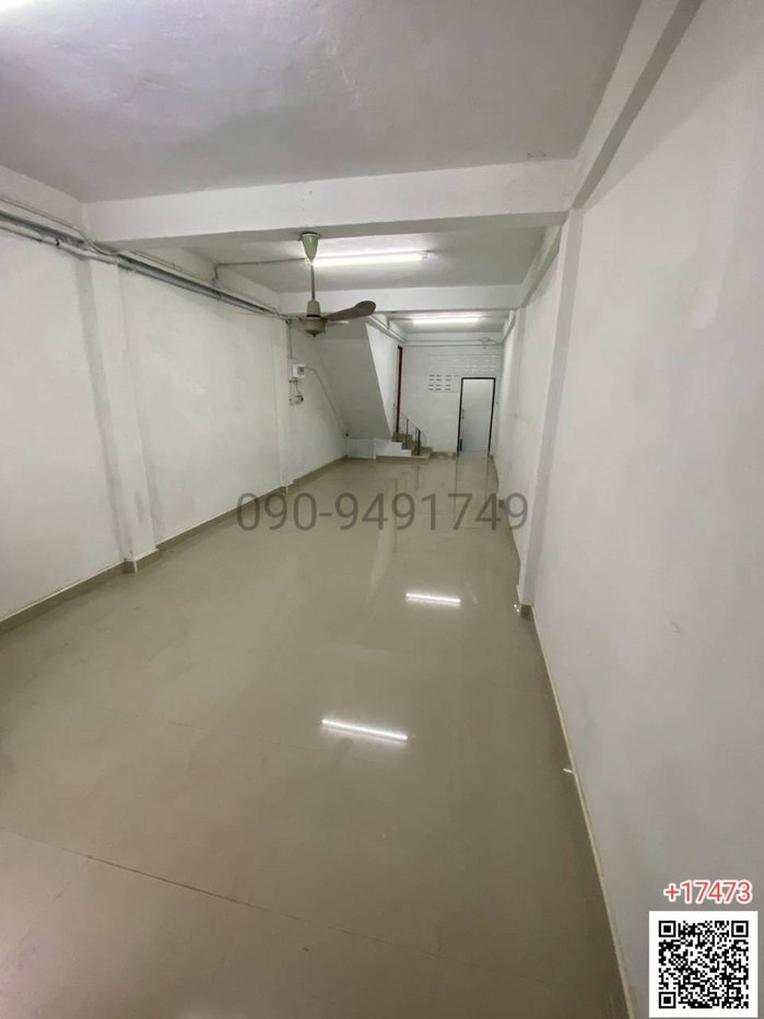 รูป ขาย ตึกเเถว 3 ชั้น หมู่บ้านเพชรไผ่เงิน พร้อมเข้าอยู่ - รูปที่ 4/9