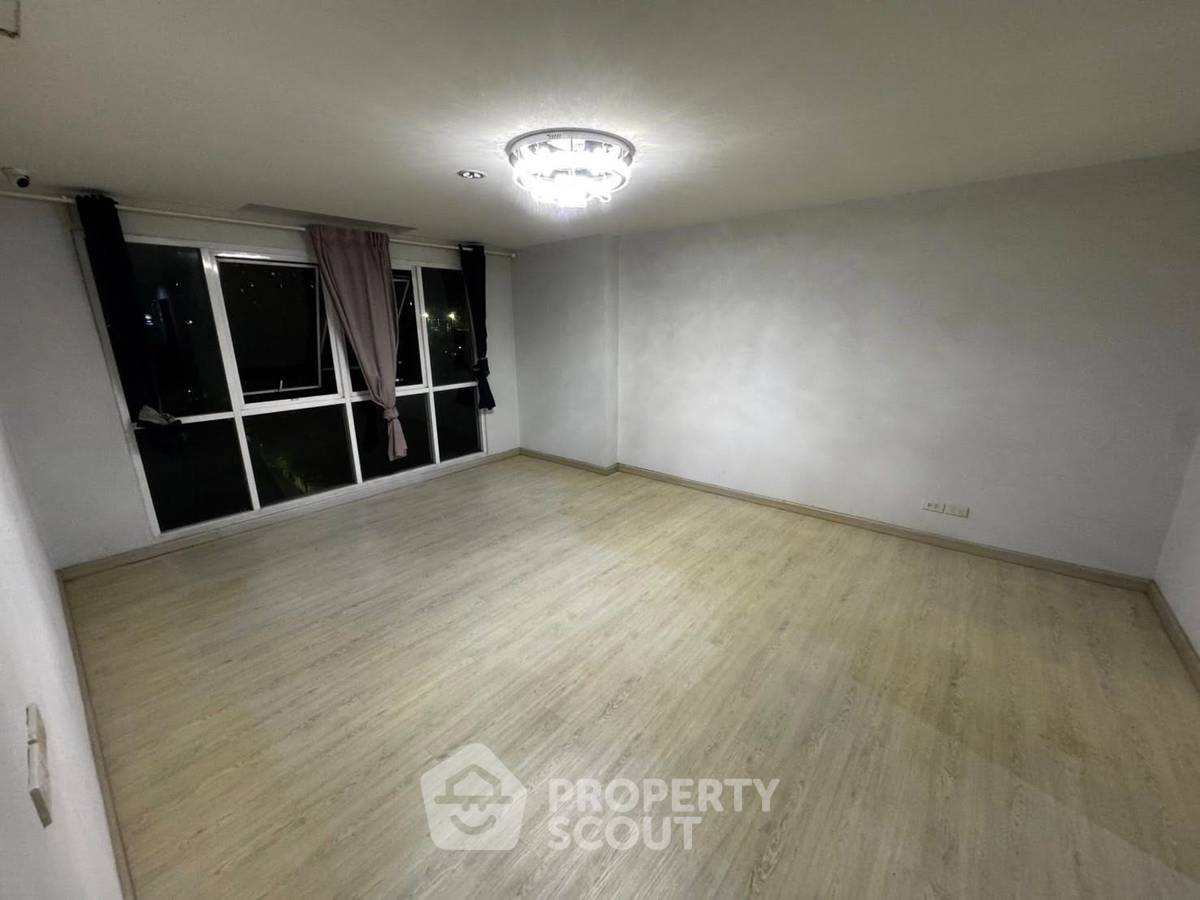 รูป คอนโด 3 ห้องนอน 144 ตร.ม. Le Cosi Ekamai 28 Condominium ใกล้ ARL รามคำแหง (ID 2796311) - รูปที่ 18/25