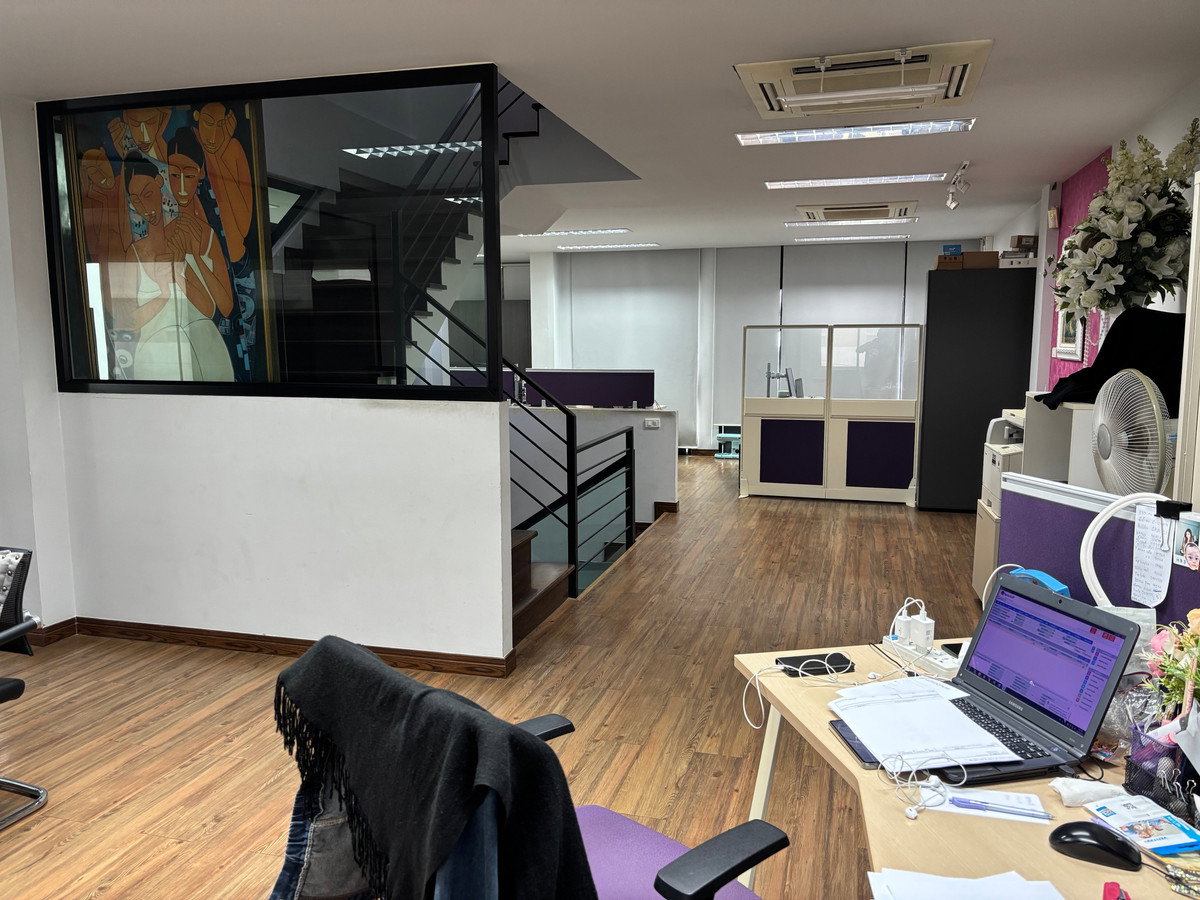 รูป S1315 🏢 ขายโฮมออฟฟิศ ซอยนวมินทร์ 36 💰 ราคาเพียง 19 ล้านบาท 💰 - รูปที่ 8/20