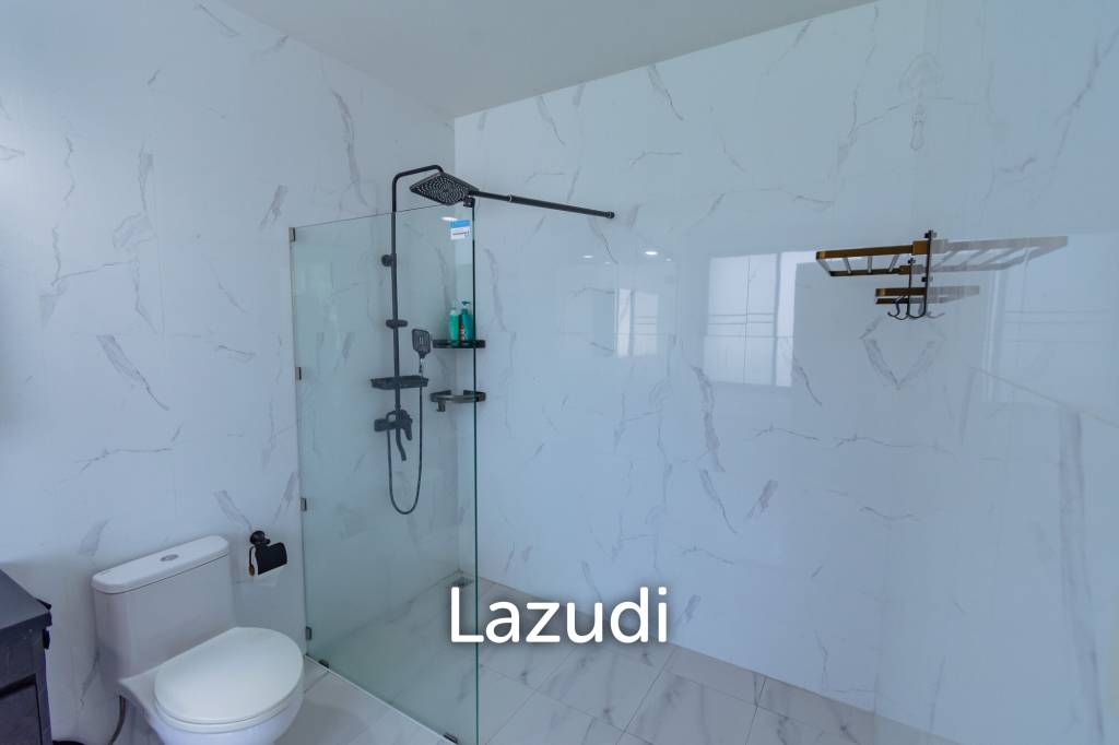 รูป 214 sqm modern 2 storey villa in Amity Lakes Hua Hin - รูปที่ 18/26