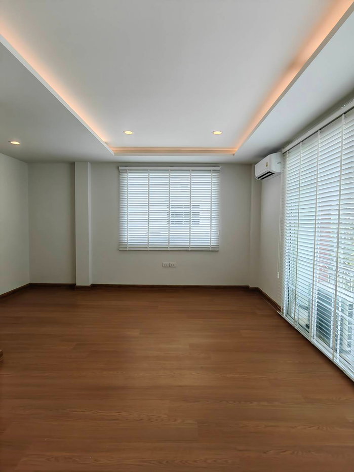 รูป ให้เช่า โฮมออฟฟิศ 4 ชั้น พลัส พาร์ค อเวนิว ลาซาล – ศรีนครินทร์ ใกล้ BTS แบริ่ง และ MRT ศรีลาซาล - รูปที่ 20/26
