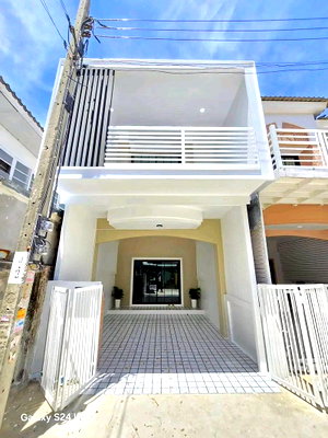 Townhouses for sale : A69-049✨ Townhouse for Sale, Nanticha 4 Village, Sai Noi-Bang Bua Thong, 16 sq.wah, Corner Unit, North Facing✨
