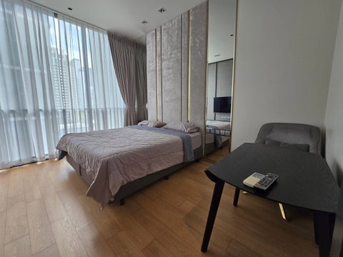 ✨🏙️ FOR RENT: 28 Chidlom — LUXURY LIVING IN THE HEART OF CHIDLOM! 💰 Rental Price: 35,000 THB/month!!