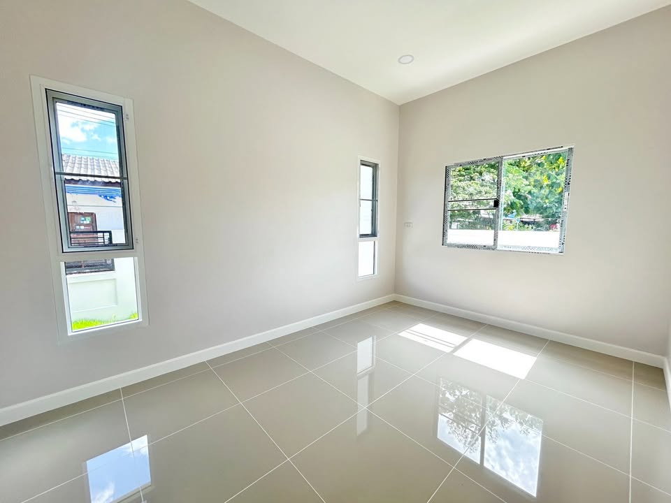 รูป 🏡ขายบ้านเดือนรัตน์ สันผักหวานอ.หางดง บ้านสร้างใหม่ หลังใหญ่ น่าอยู่ - รูปที่ 8/10