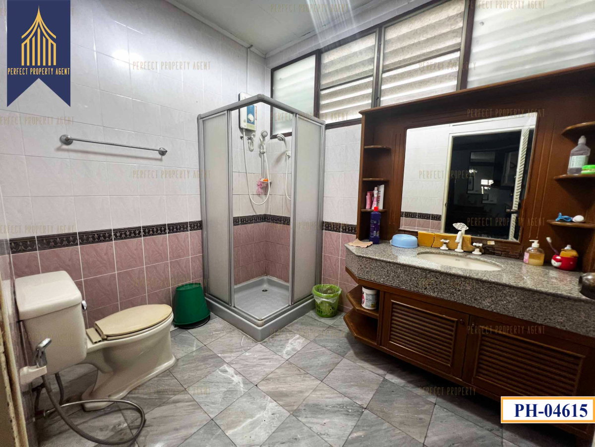 รูป ขายบ้านเดี่ยวปรีชา ซอยหลังวัดหนามแดง เทพารักษ์ ศรีนครินทร์ แถมแอร์และเฟอร์ฯบิ้วอิน - รูปที่ 26/31