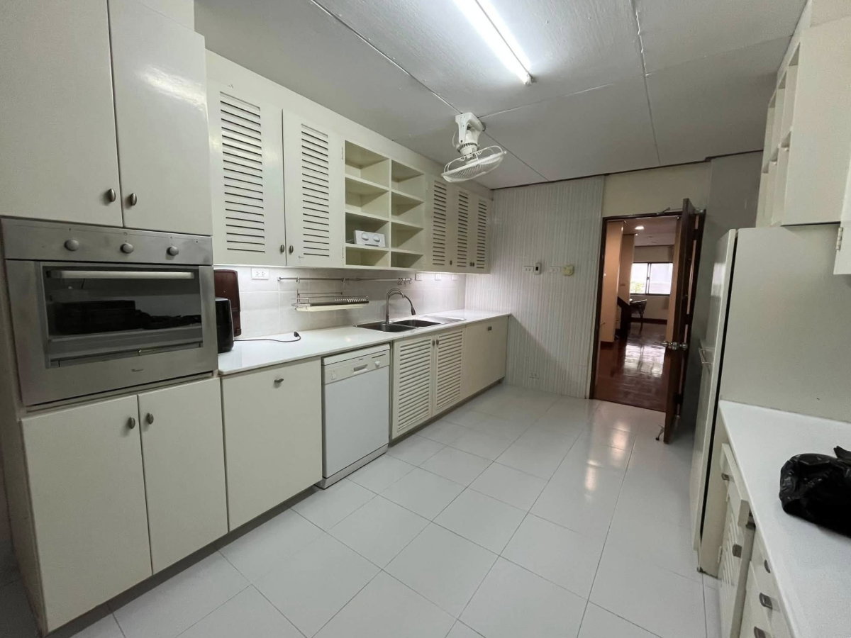 รูป ขายบ้านเดี่ยว หมู่บ้านปัญญา พัฒนาการ  5 ห้องนอน 5 ที่จอดรถ - รูปที่ 6/21