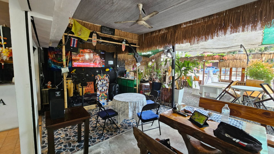 picture Bar, restaurant, karaoke, guesthouse for sale - 29/36
