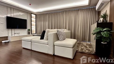 Spacious 4BR with 270° View close to BTS Taksin 1399490
