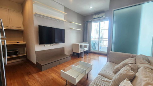 Ivy Sathorn | ขาย 1 ห้องนอน ตกแต่งเรียบร้อย ราคาดีมาก น่าอยู่ ทำเลดี ใกล้ 2 สถานีรถไฟฟ้า