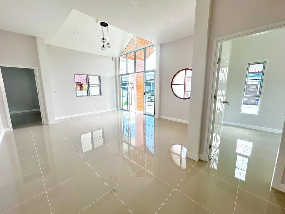 รูป 🏡ขายบ้านเดือนรัตน์ สันผักหวานอ.หางดง บ้านสร้างใหม่ หลังใหญ่ น่าอยู่ - รูปที่ 4/10